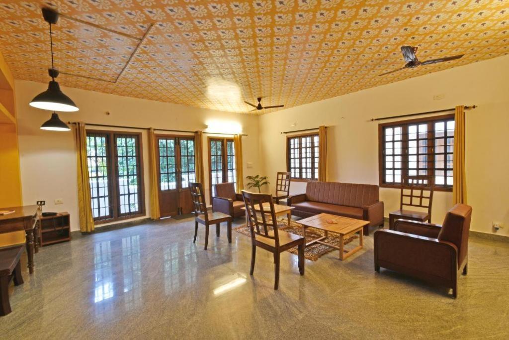 Villa Close To Rock Beach-Family Room Pondichéry Extérieur photo